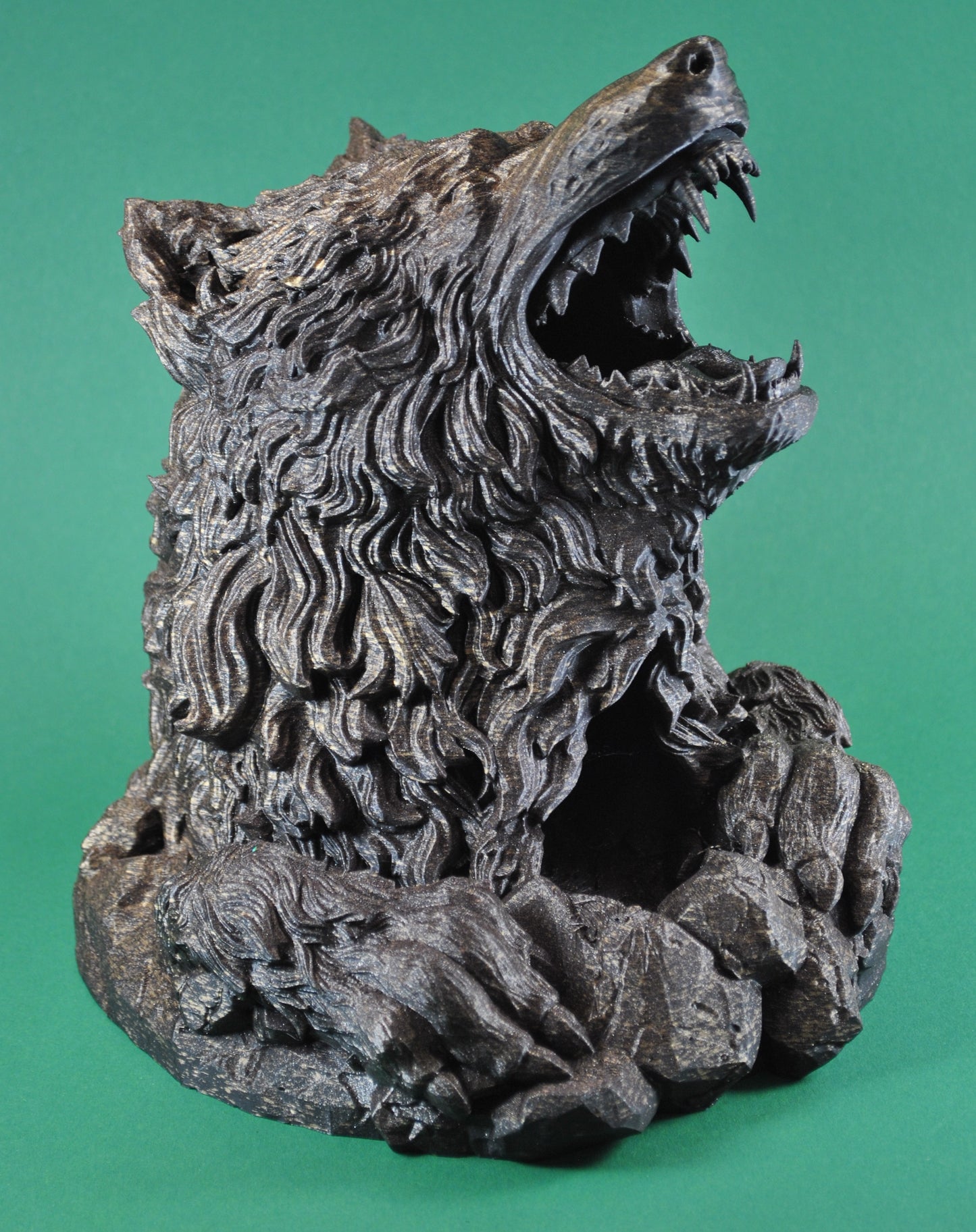 Wolfskopf – Kraft aus Legende und Design