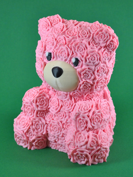 Rosenbär – Liebe in Blütenform