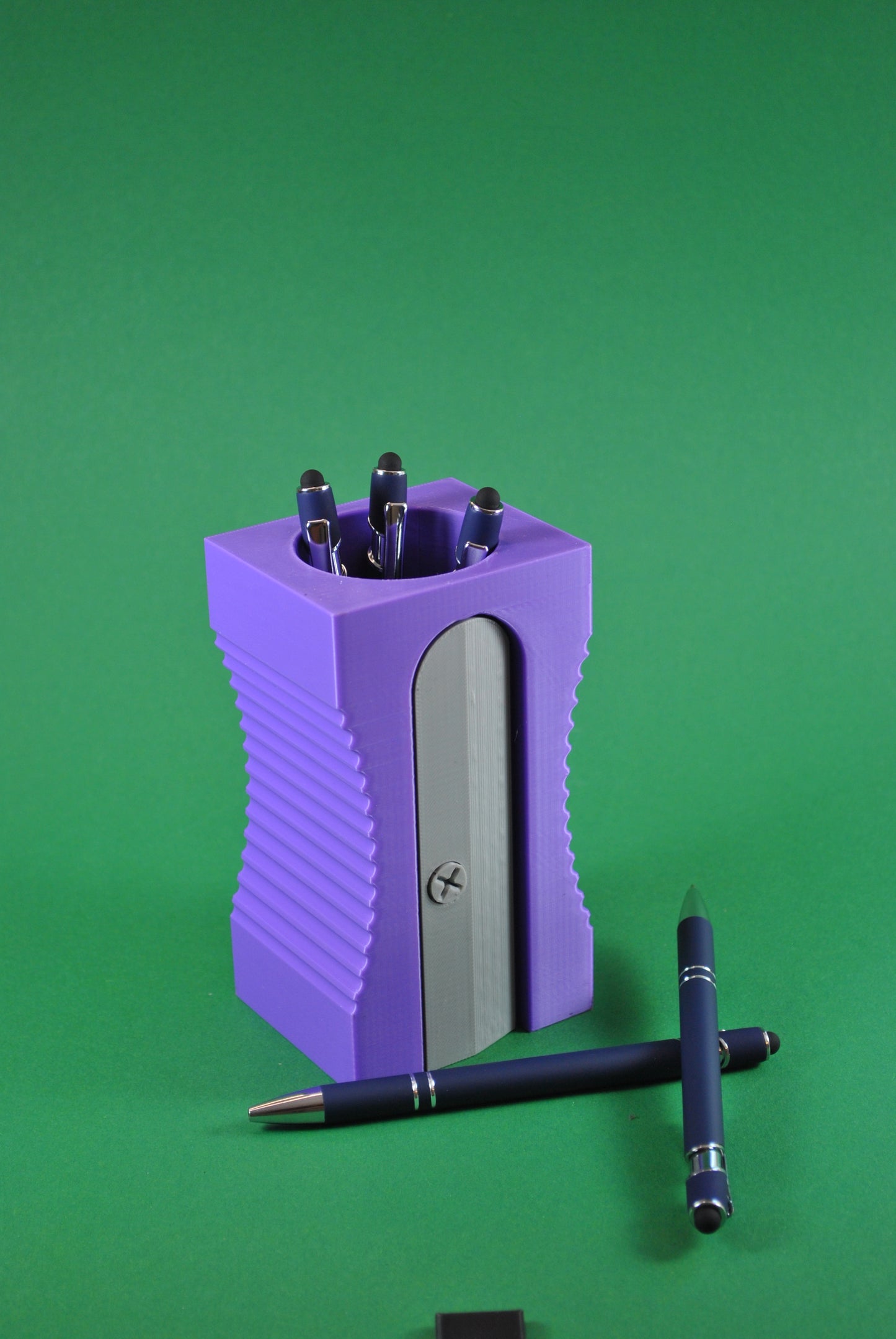 Riesenanspitzer-Stiftehalter